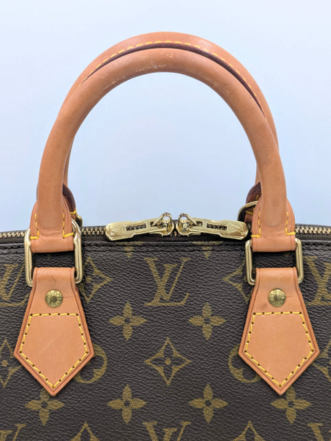 Différents points de contrôle à vérifier sur un sac de luxe d'occasion