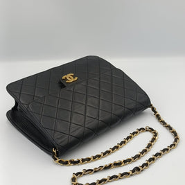 Sac Chanel Timeless 22 Vintage Cuir Noir Dorure 24 Carats