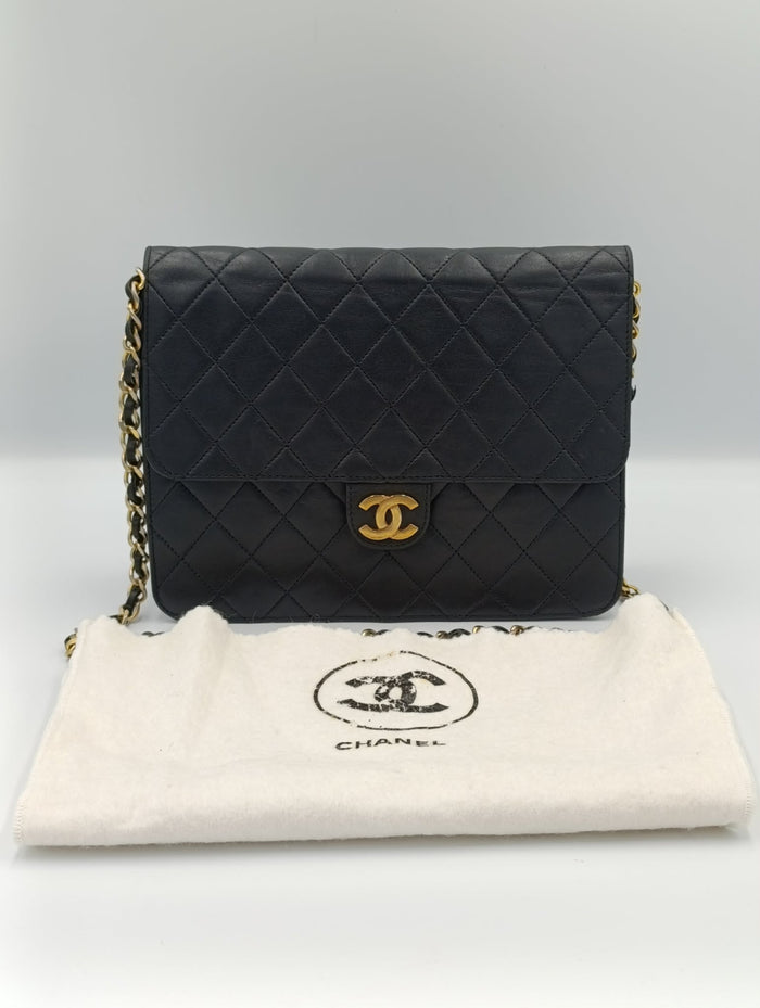 Sac Chanel Timeless 22 Vintage Cuir Noir Dorure 24 Carats