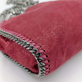 Sac Falabella Tiny rose pailletée porté épaule
