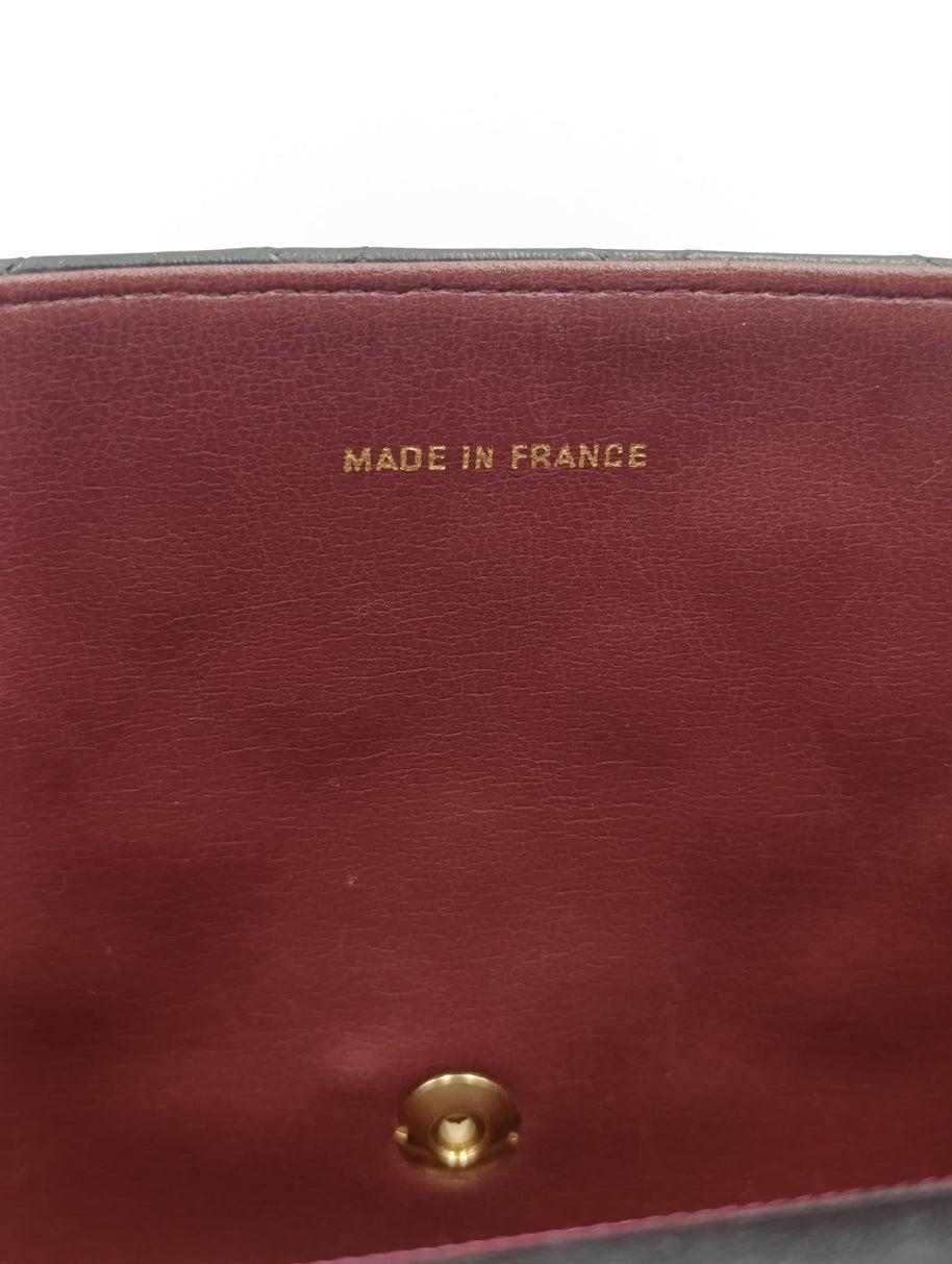 Sac Chanel Timeless 22 vintage cuir noir vue d'ensemble