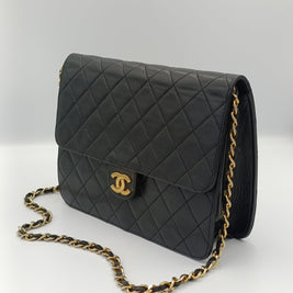Chanel Timeless 22 vintage cuir noir intérieur doublure