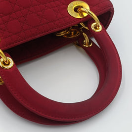Coins du Lady Dior medium framboise