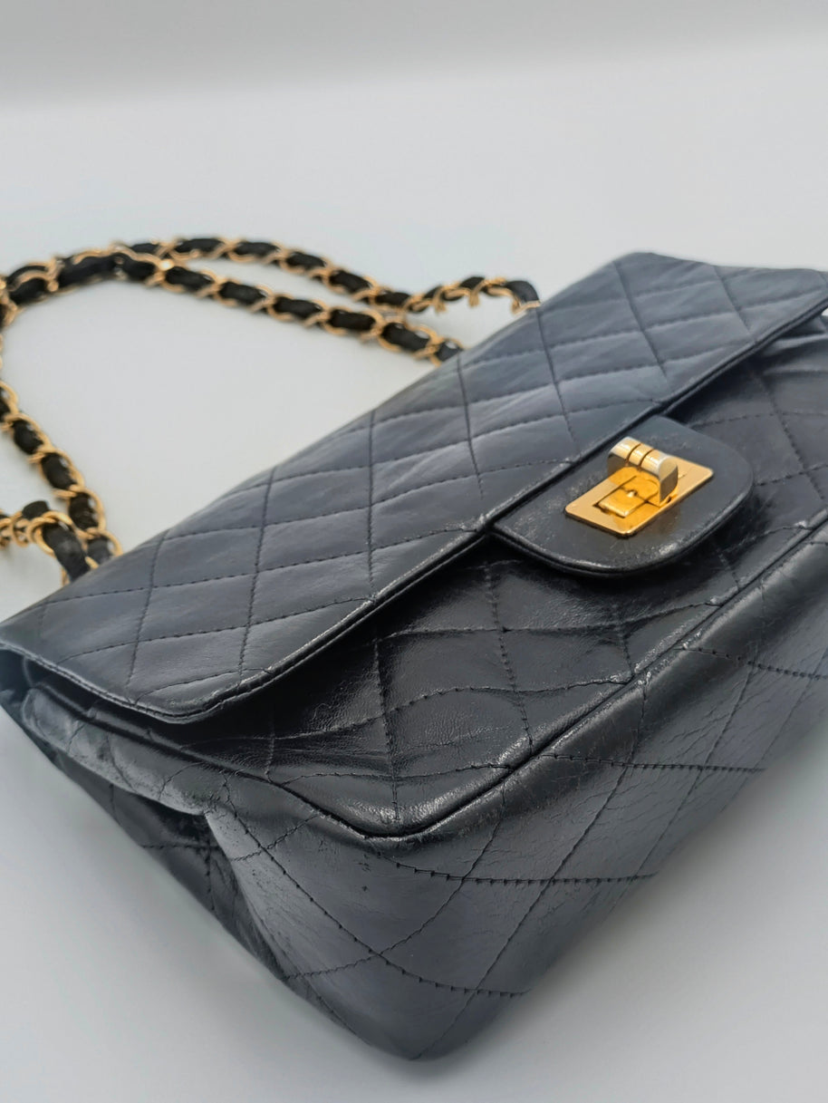 Sac Chanel 2.55 cuir noir et dorure 24k Gold- Génération 70's