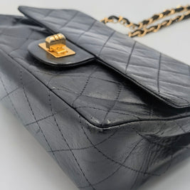 Sac Chanel 2.55 cuir noir et dorure 24k Gold- Génération 70's