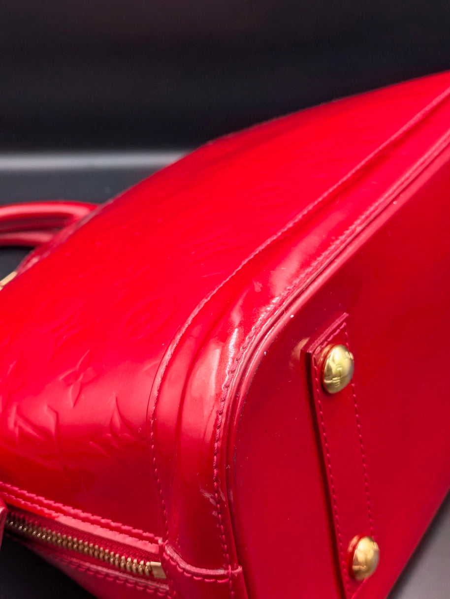 Sac Chanel Timeless 24 vintage bijouterie dorée détail