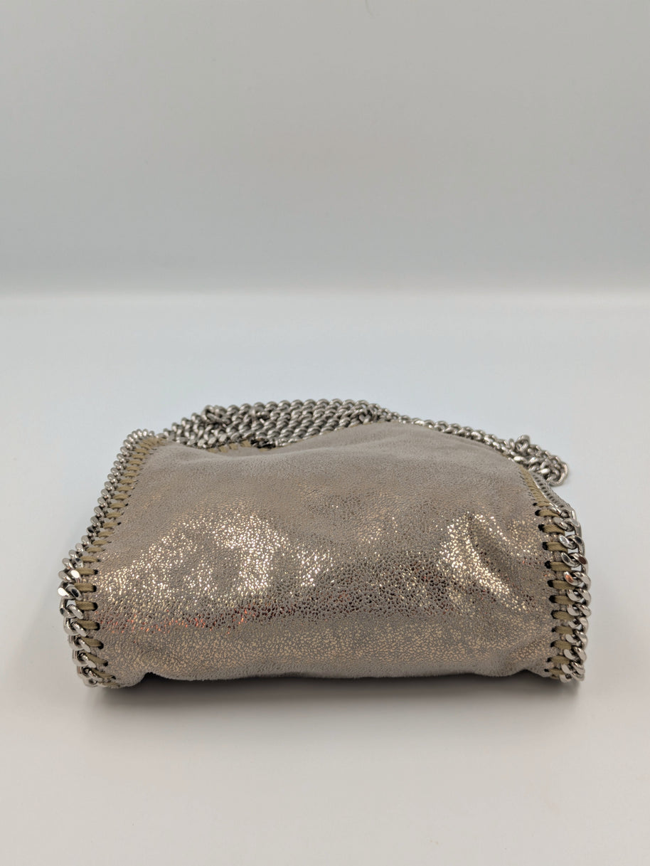 Sac Stella McCartney Falabella Tiny détail coutures et coins