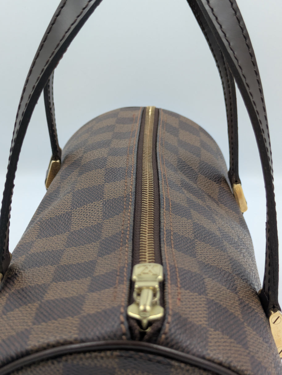 Intérieur du Louis Vuitton Papillon PM toile Damier Ébène