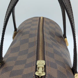 Intérieur du Louis Vuitton Papillon PM toile Damier Ébène