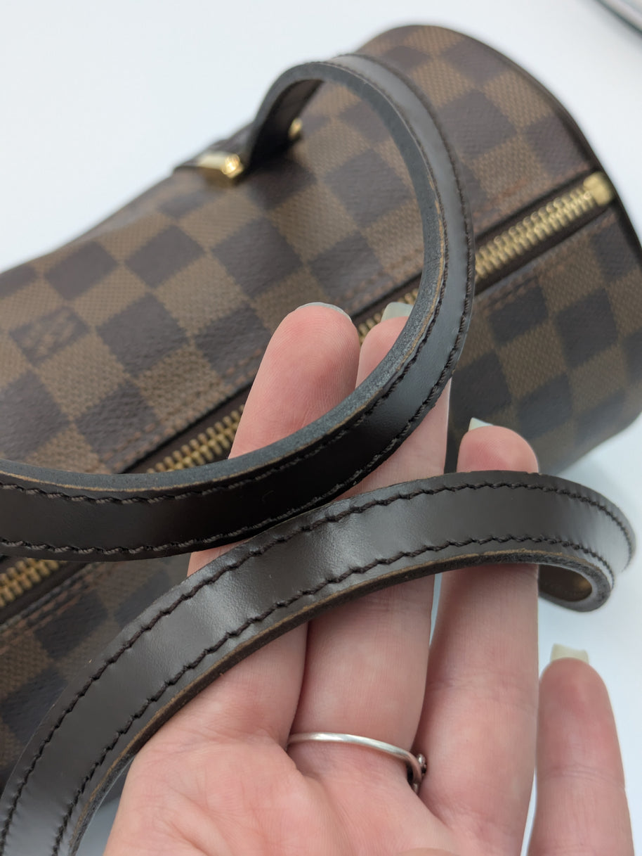 Dust bag inclus avec le sac Louis Vuitton Papillon Damier vintage
