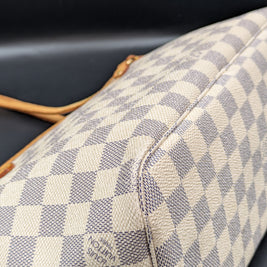 Fermeture et poche intérieure du Neverfull PM Azur vintage