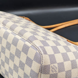 Dust bag inclus avec le sac Louis Vuitton Neverfull PM Azur vintage
