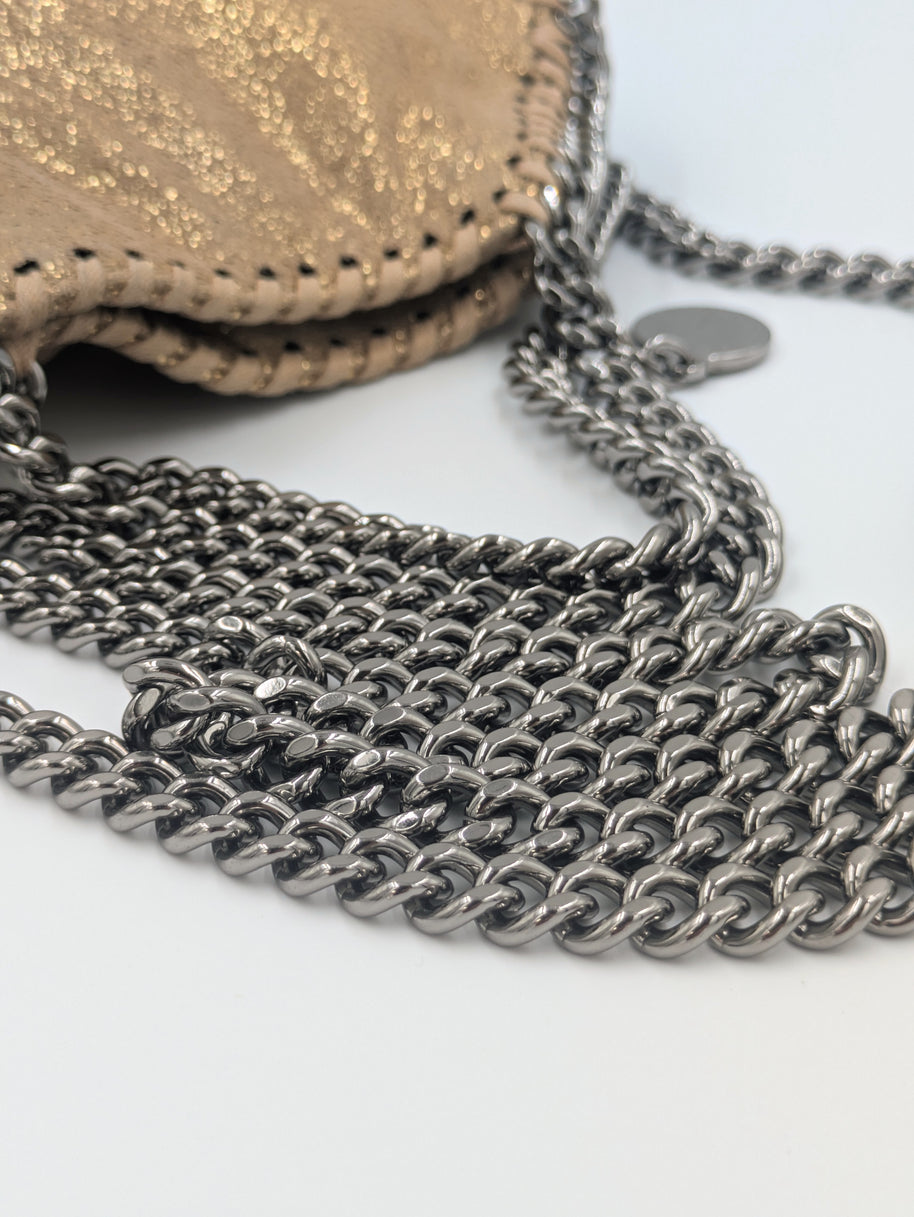 Sac Stella McCartney Falabella Tiny bouton aimanté fermé