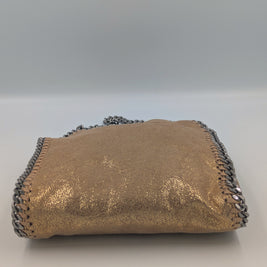Falabella Tiny doré pailleté vue de profil