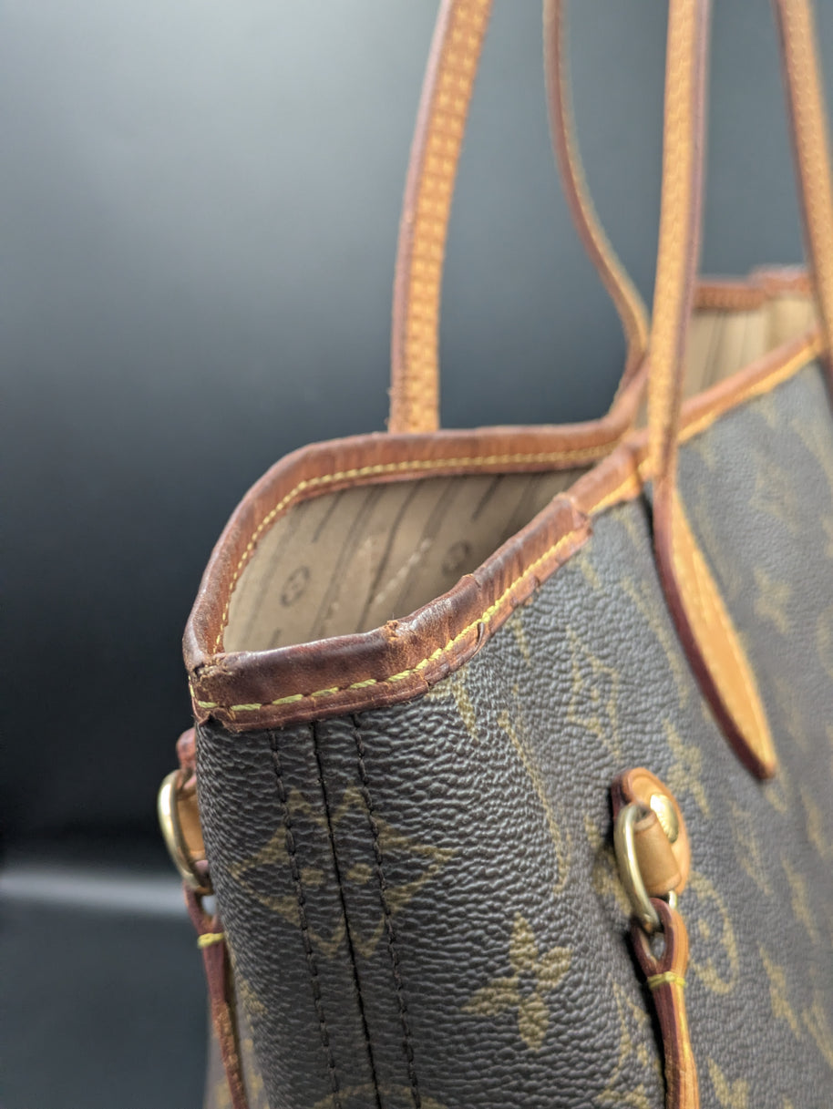 Louis Vuitton Neverfull MM numéro de série VI 2099