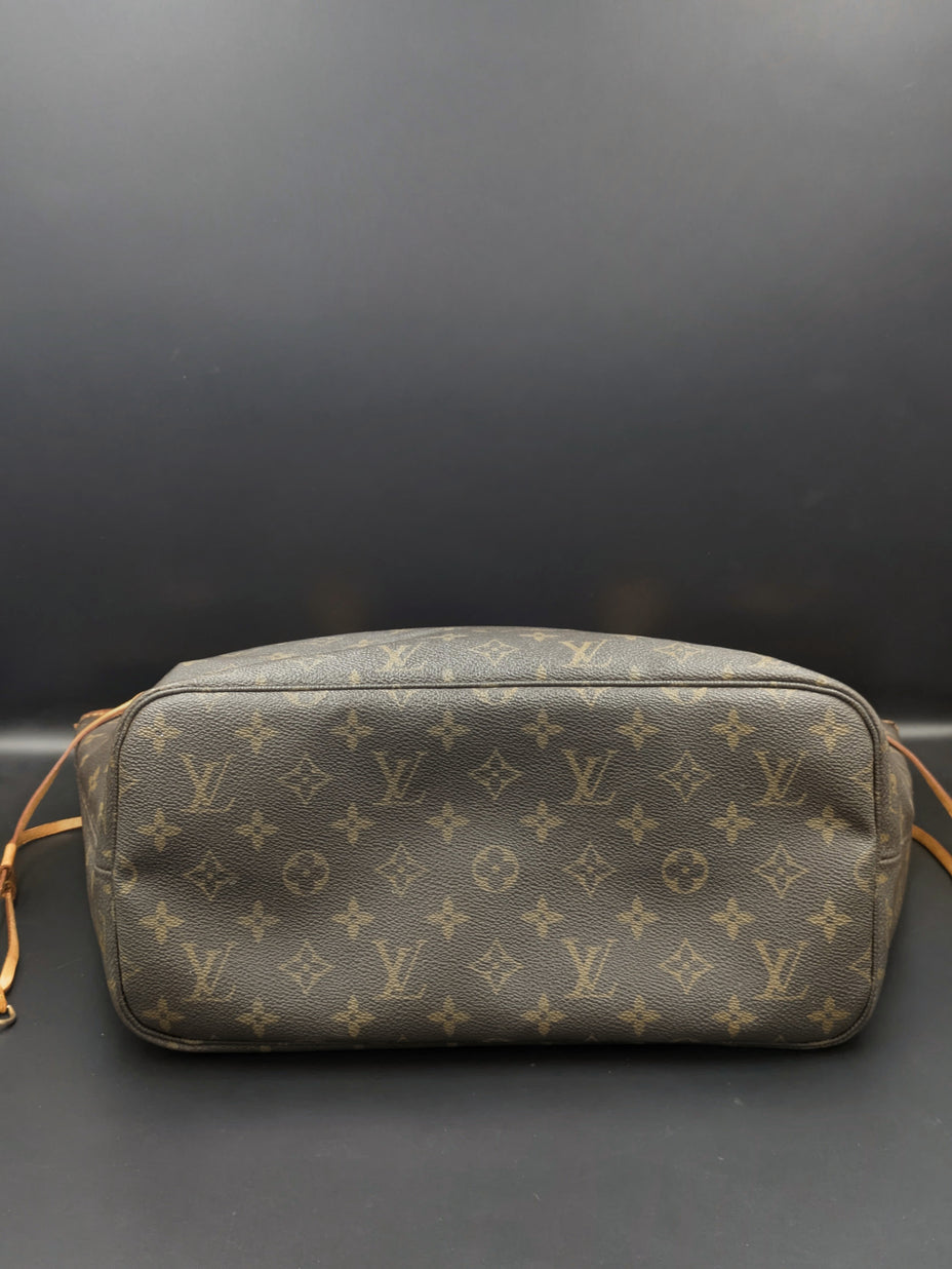 Louis Vuitton Neverfull MM détail poignées et ferrures