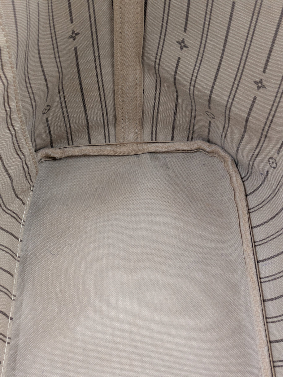 Louis Vuitton Neverfull MM vue portée épaule
