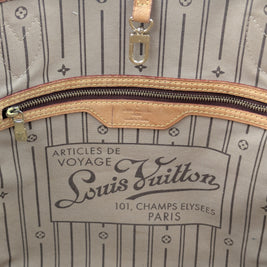 Louis Vuitton Neverfull MM détail patine du cuir