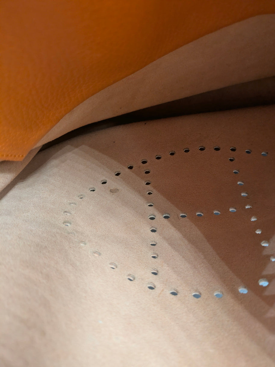 Sac Hermès Evelyne PM orange détail intérieur
